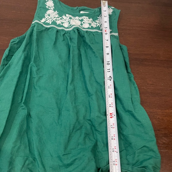 guc J. Crew factory mercantile Green linen sleveless top with White Embroidery 4 - Picture 2 of 9